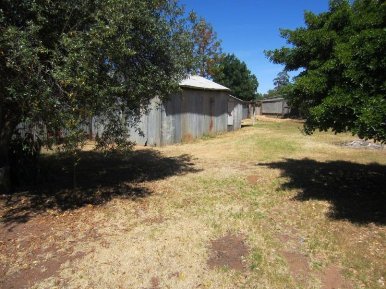 168 Sharpe Street, Temora NSW 2666 - photo 14