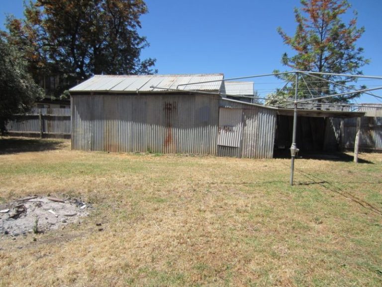 168 Sharpe Street, Temora NSW 2666 - photo 16