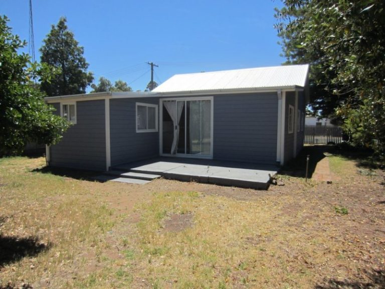 168 Sharpe Street, Temora NSW 2666 - photo 17