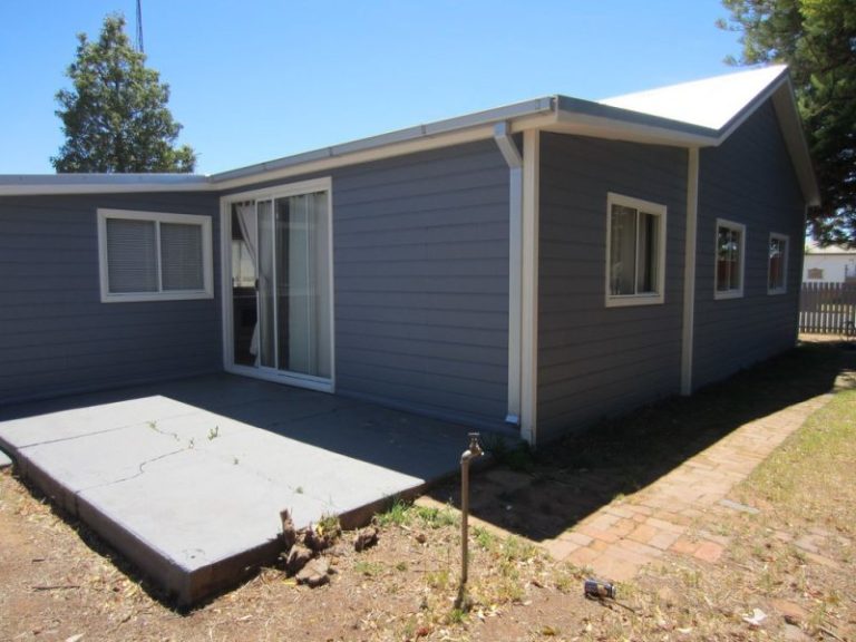 168 Sharpe Street, Temora NSW 2666 - photo 18