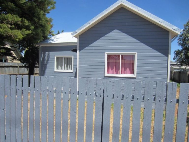 168 Sharpe Street, Temora NSW 2666 - photo 19