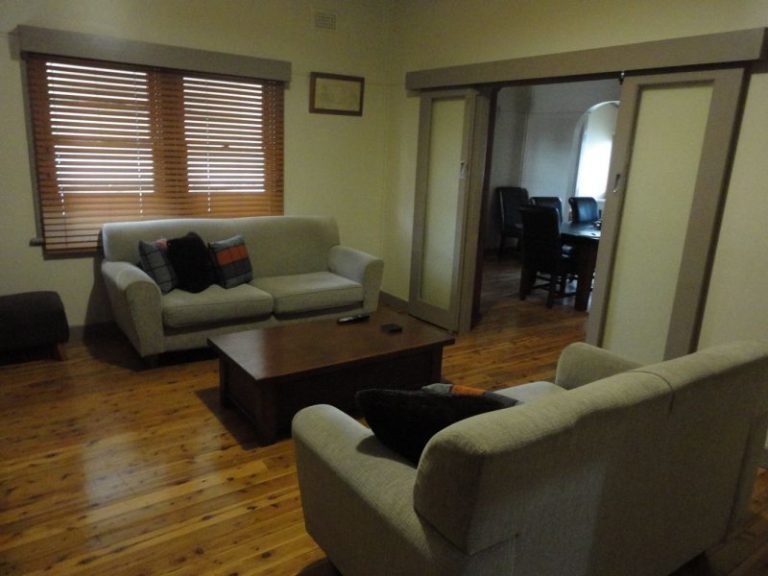 163 Kitchener Road, Temora NSW 2666 - photo 2