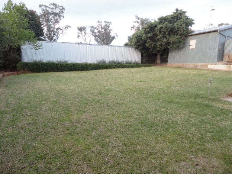 163 Kitchener Road, Temora NSW 2666 - photo 13