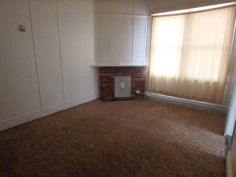 205 Hoskins Street*, Temora NSW 2666 - photo 16
