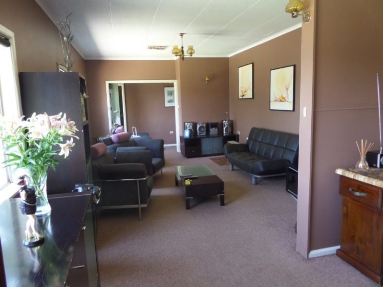 87 Twynam Street, Narrandera NSW 2700 - McGrath Riverina