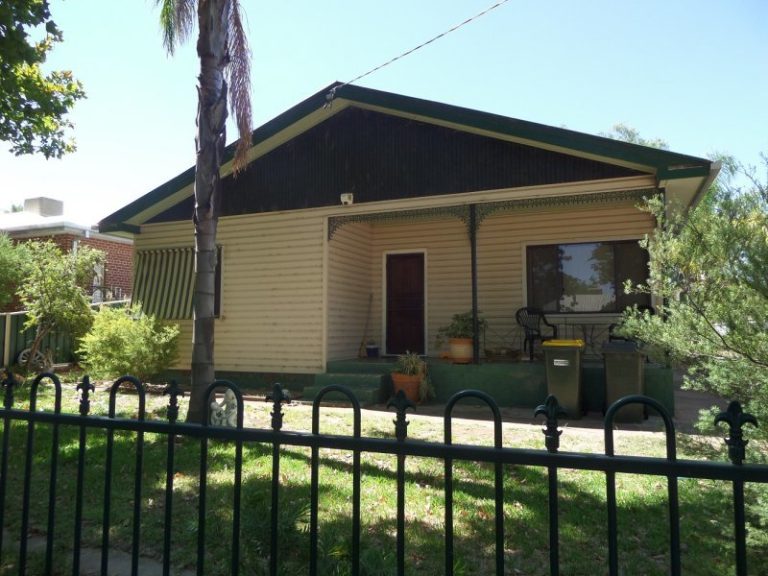25 Chantilly Street, Narrandera NSW 2700 - photo 3