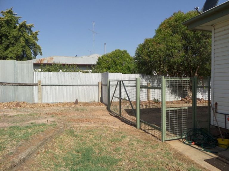 101 Bolton Street, Narrandera NSW 2700 - photo 8