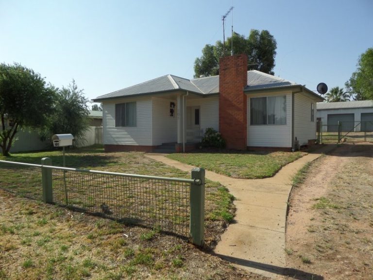 101 Bolton Street, Narrandera NSW 2700 - McGrath Riverina