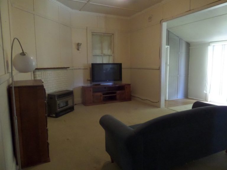 45 Audley Street, Narrandera NSW 2700 - photo 4