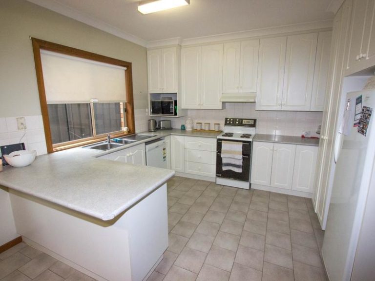 42 William Street, Narrandera NSW 2700 - photo 17