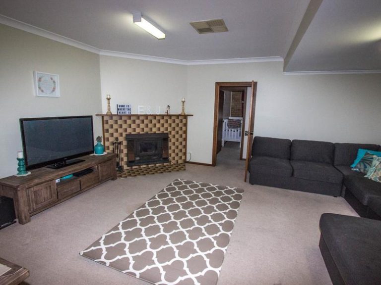 42 William Street, Narrandera NSW 2700 - photo 20