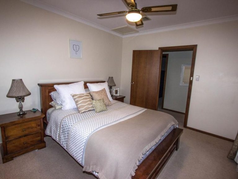 42 William Street, Narrandera NSW 2700 - photo 5