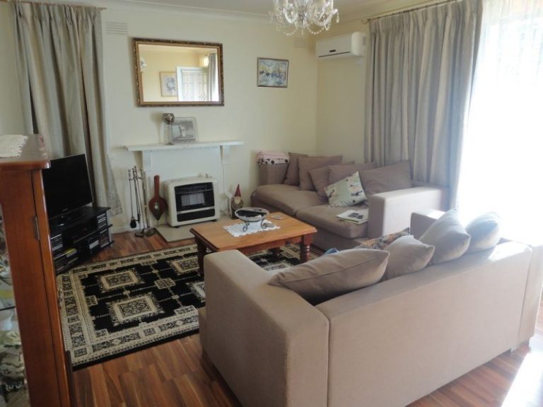56 Jellicoe Street, Temora NSW 2666 - photo 3