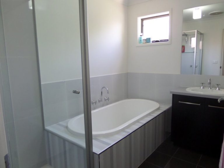 74-76 Bolton Street, Narrandera NSW 2700 - photo 3