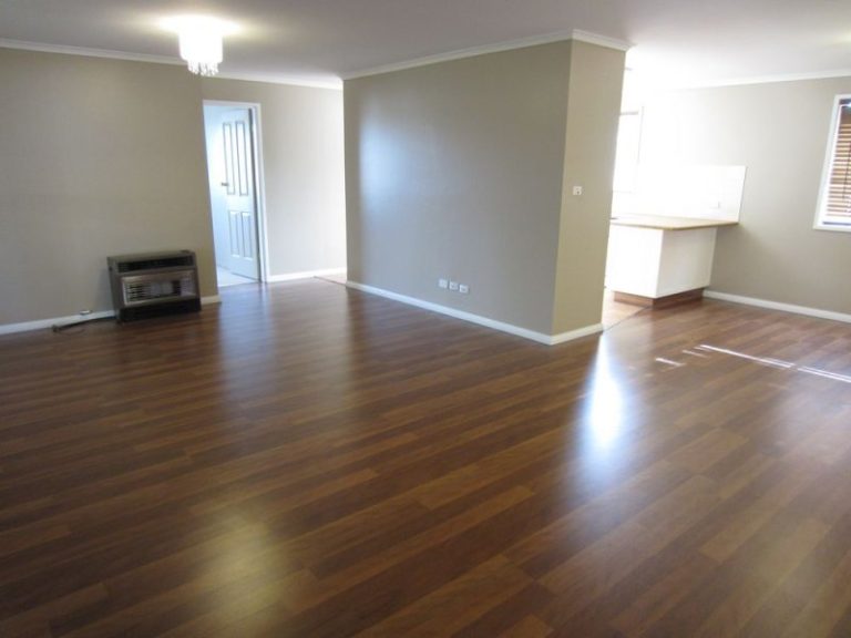 97 Byron Street, Temora NSW 2666 - photo 2