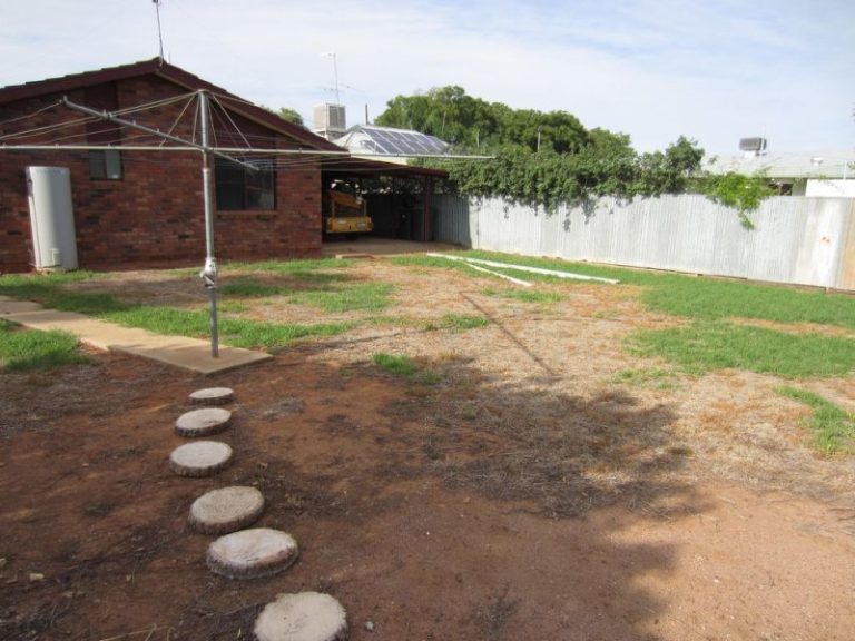97 Byron Street, Temora NSW 2666 - photo 19
