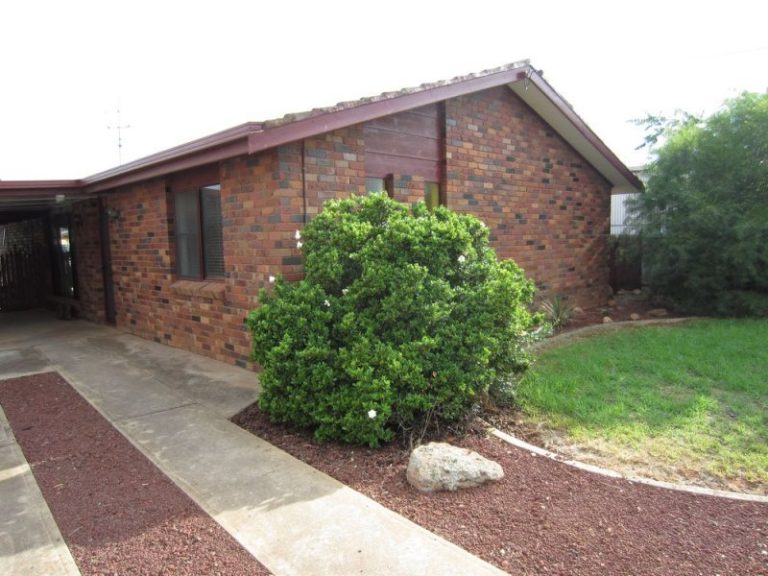 97 Byron Street, Temora NSW 2666 - McGrath Riverina
