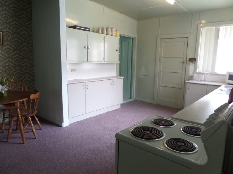 28 Charles Street, Narrandera NSW 2700 - photo 2
