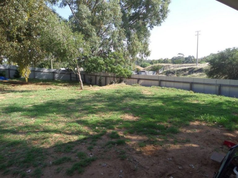 106 Bolton Street, Narrandera NSW 2700 - photo 7