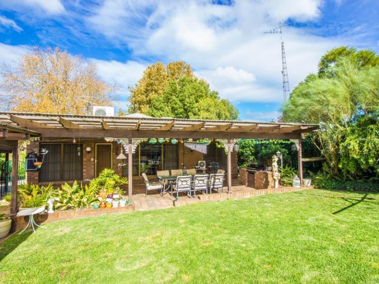 41 Dundas Street, Narrandera NSW 2700 - photo 14