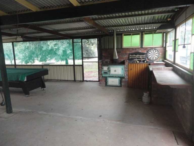 14 Wilga Street, Barellan NSW 2665 - photo 4