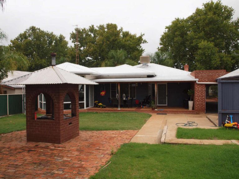 27 Chantilly Street, Narrandera NSW 2700 - photo 9