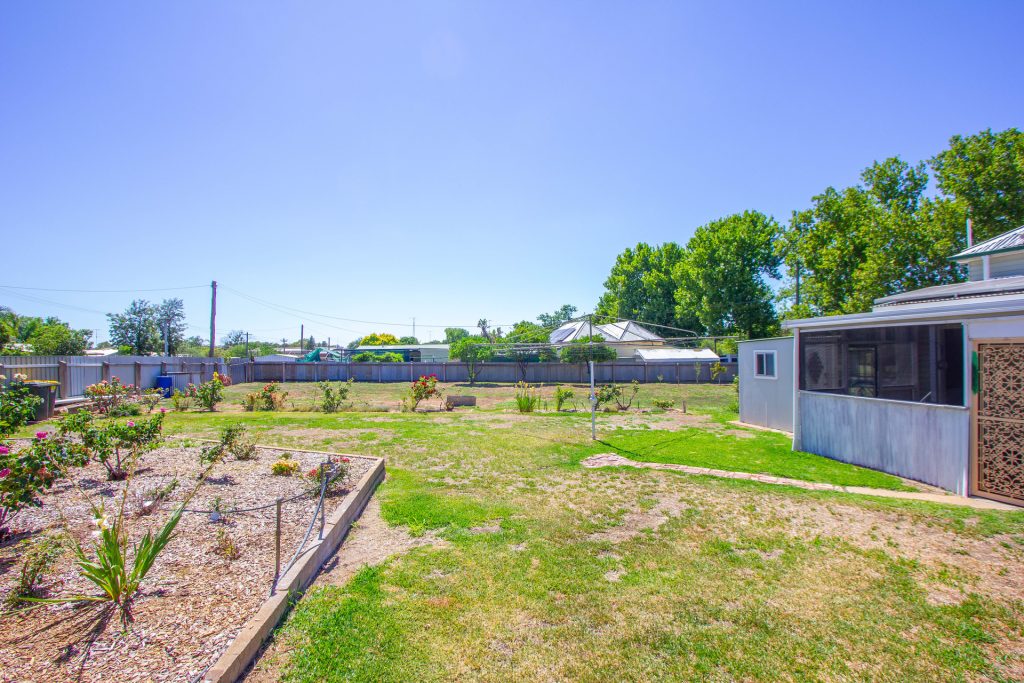 33-35 Ferrier Street, Narrandera NSW 2700 - photo 11