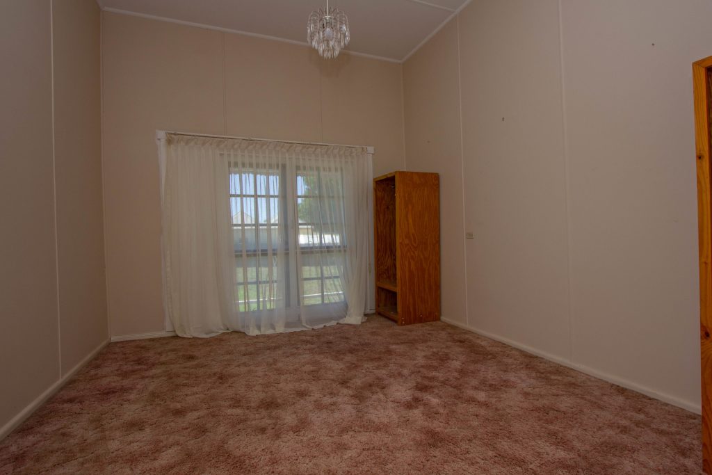 33-35 Ferrier Street, Narrandera NSW 2700 - photo 5