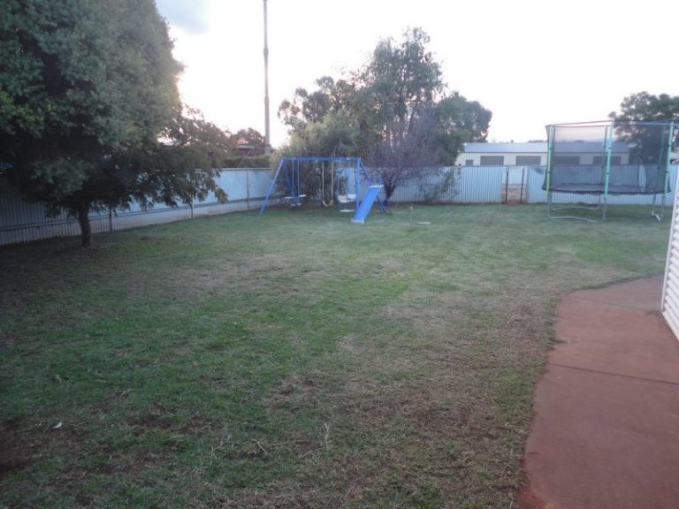 131 Polaris Street, Temora NSW 2666 - photo 23