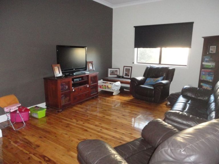 131 Polaris Street, Temora NSW 2666 - photo 9