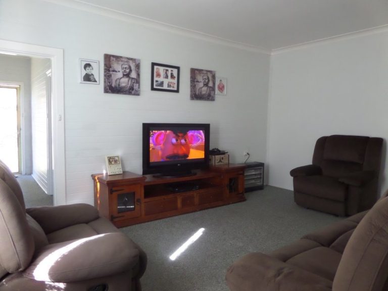10A-10B Willans Street, Narrandera NSW 2700 - photo 4