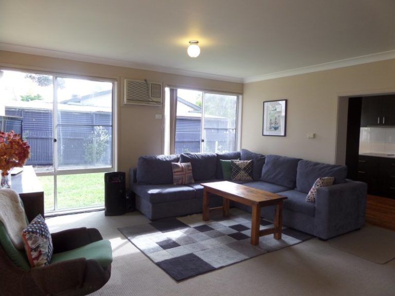 96 Bolton Street, Narrandera NSW 2700 - photo 2