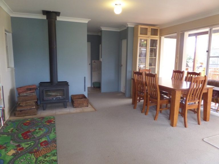96 Bolton Street, Narrandera NSW 2700 - photo 3