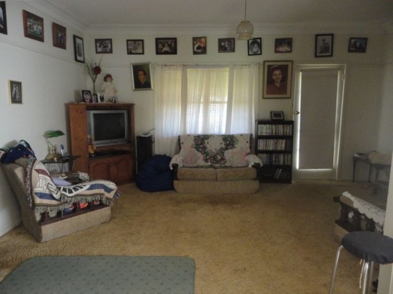 8 Third Street, Quandialla NSW 2721 - photo 7