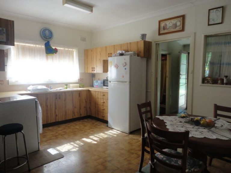 8 Third Street, Quandialla NSW 2721 - photo 9
