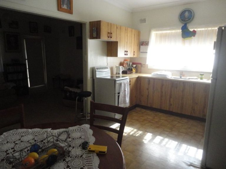 8 Third Street, Quandialla NSW 2721 - photo 10