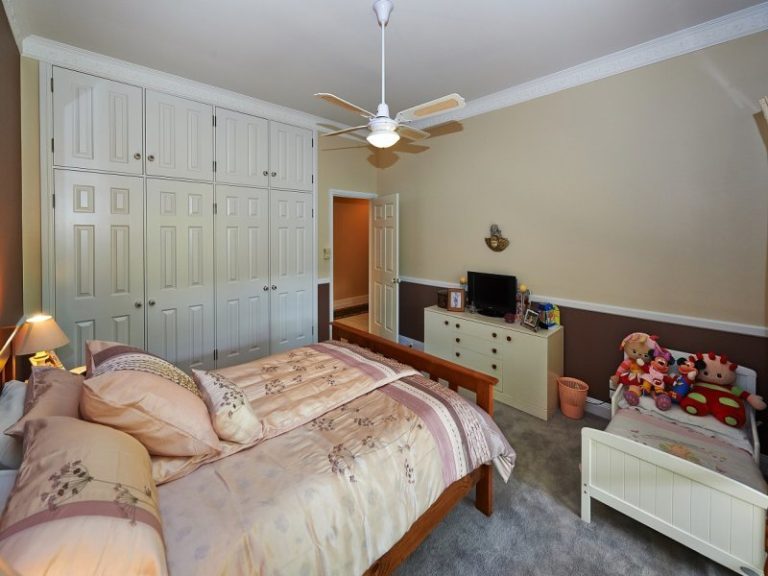3 Dangar Drive, Narrandera NSW 2700 - photo 11