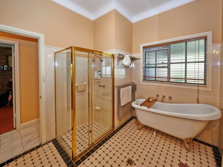 3 Dangar Drive, Narrandera NSW 2700 - photo 13