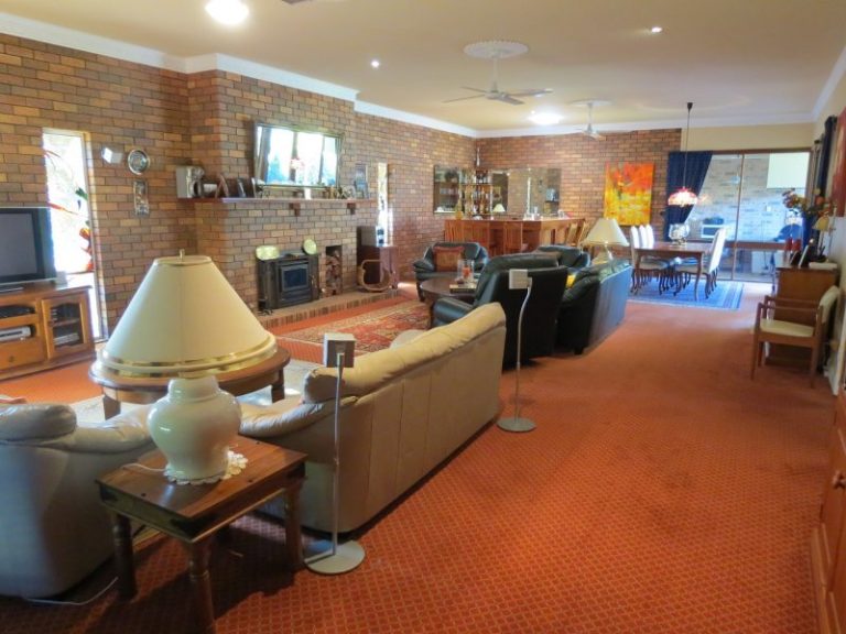 3 Dangar Drive, Narrandera NSW 2700 - photo 16