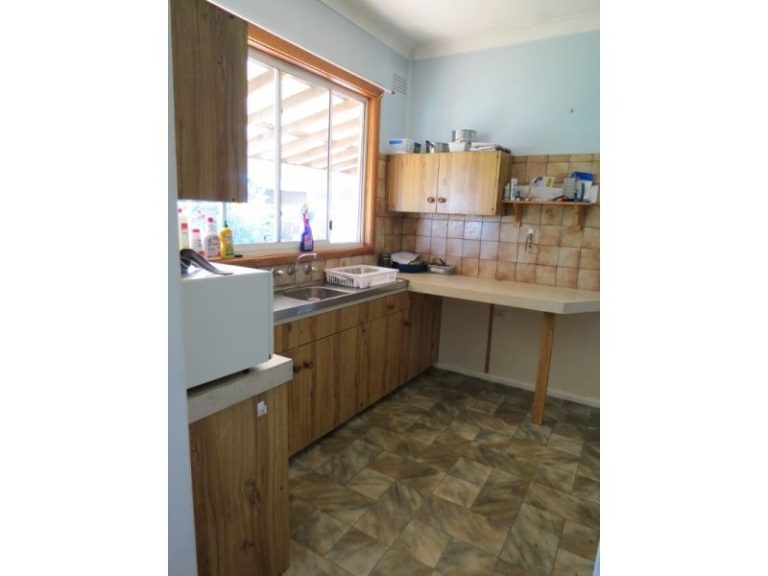 66 Gallipoli Street, Temora NSW 2666 - photo 6
