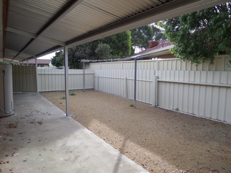 10 Helenor Crescent, Narrandera NSW 2700 - photo 11