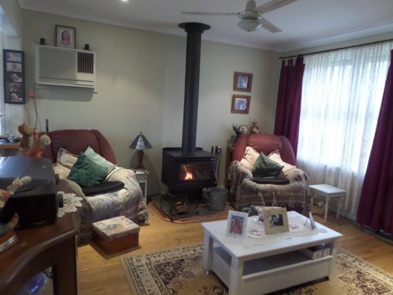 49 Lake Drive, Narrandera NSW 2700 - photo 12