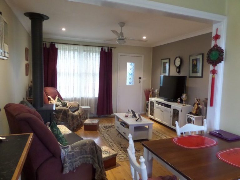 49 Lake Drive, Narrandera NSW 2700 - photo 15