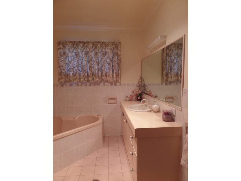 7 Kiesling Drive, Narrandera NSW 2700 - photo 14