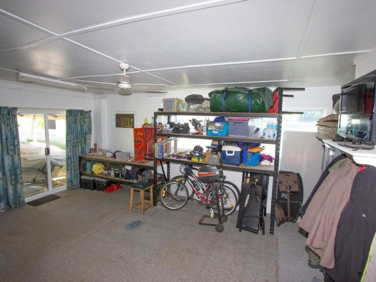75 Twynam Street, Narrandera NSW 2700 - photo 15