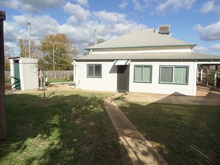 41 Ferrier Street, Narrandera NSW 2700 - photo 14