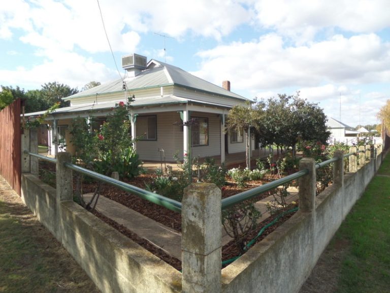 41 Ferrier Street, Narrandera NSW 2700 - photo 4