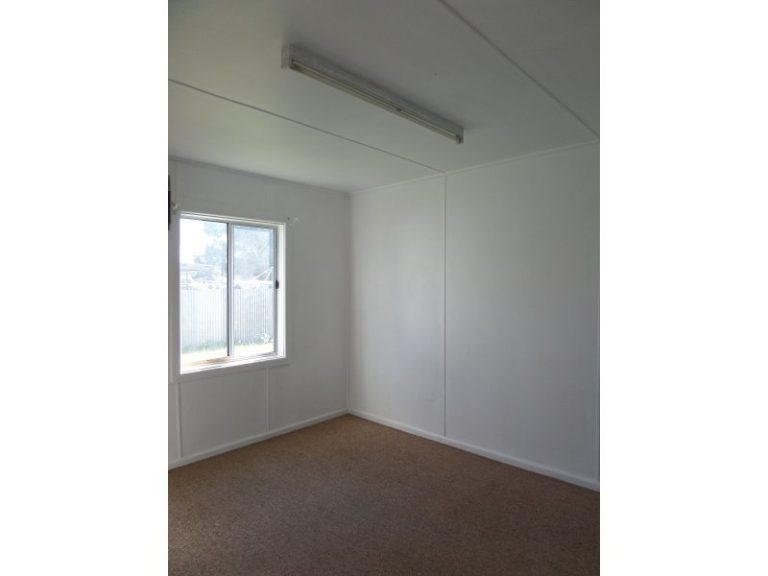 1 Chantilly Street, Narrandera NSW 2700 - photo 7