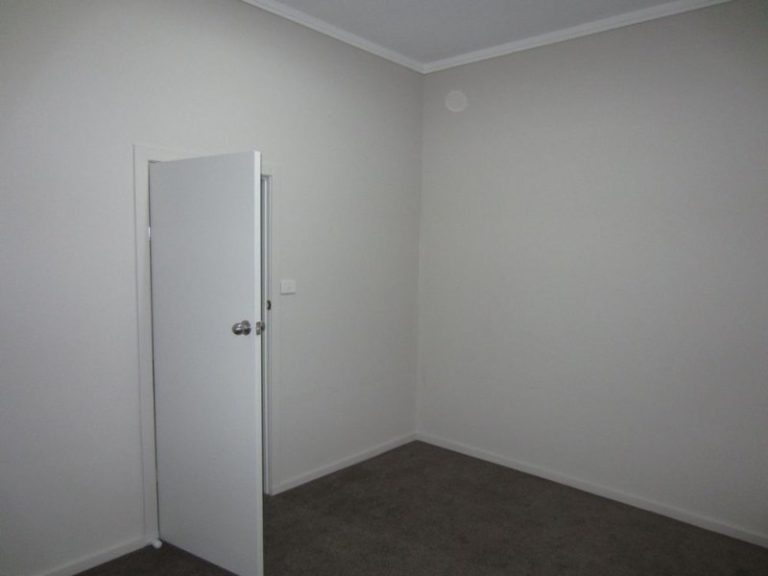 172 Camp Street, Temora NSW 2666 - photo 6