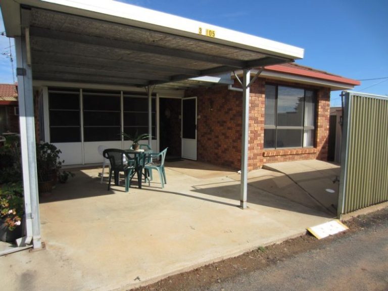 3/105 Crowley Street, Temora NSW 2666 - photo 4